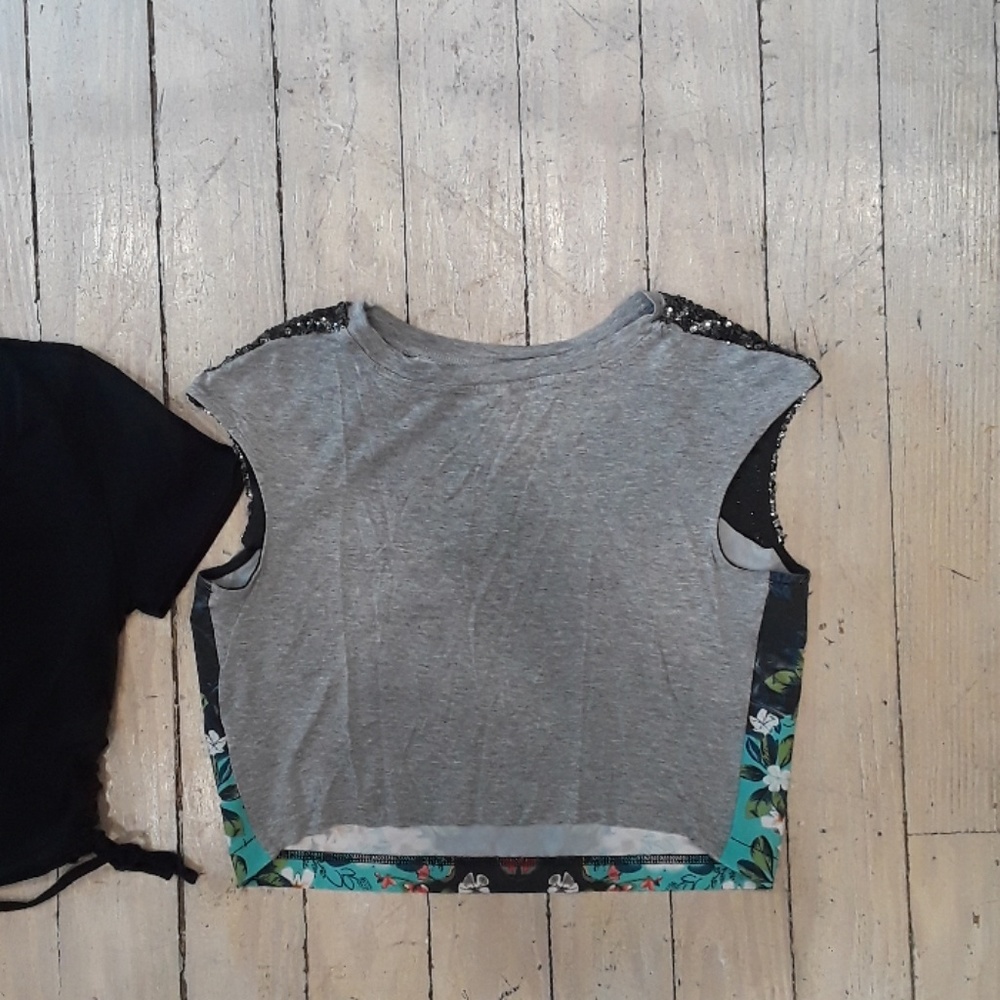 Crop top bundle - Picture 4 of 4